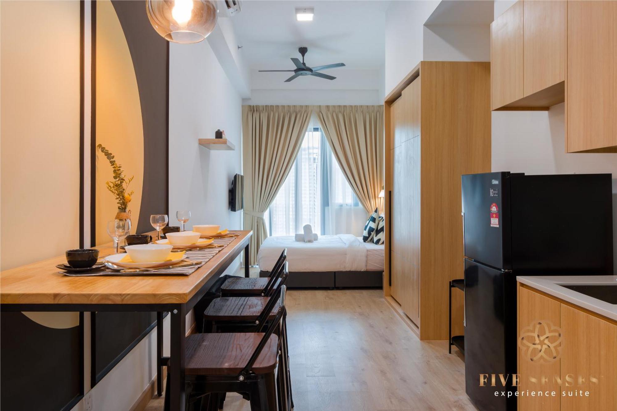The Colony & The Luxe, Kuala Lumpur By Canopy Lives Pokoj fotografie